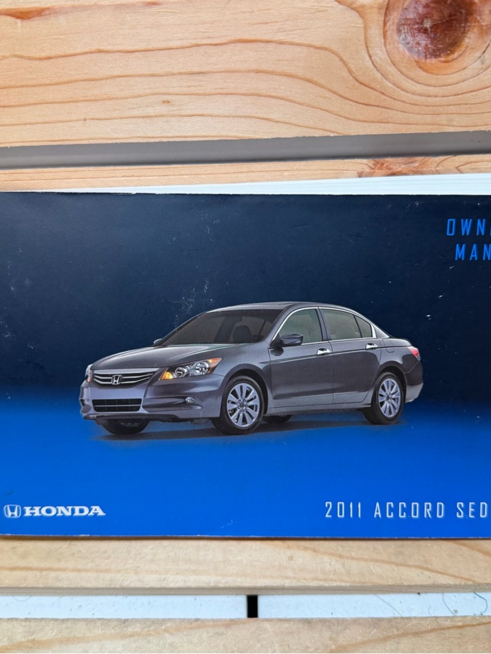 2011 Honda Accord Sedan Owner's Manual With Case & 6 Books - Picture 5 of 10